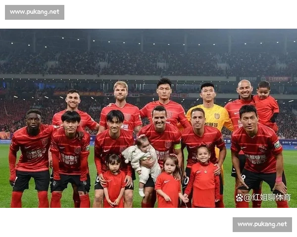 足协杯焦点战鲁能鏖战卓尔老将与新星同场争锋谁能抢下晋级先机